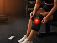 Deportista usando la Rodillera Térmica MyHeron para recuperación muscular después de entrenar